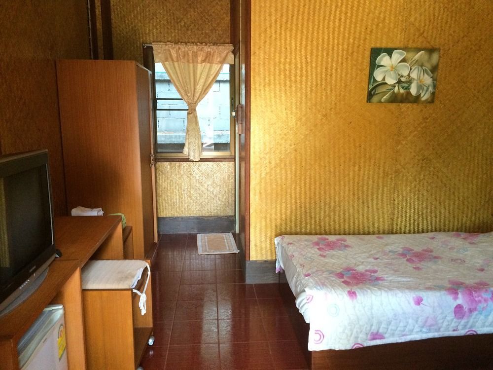 Ban Suan Klang Muang Resort Mae Hong Son Exteriör bild