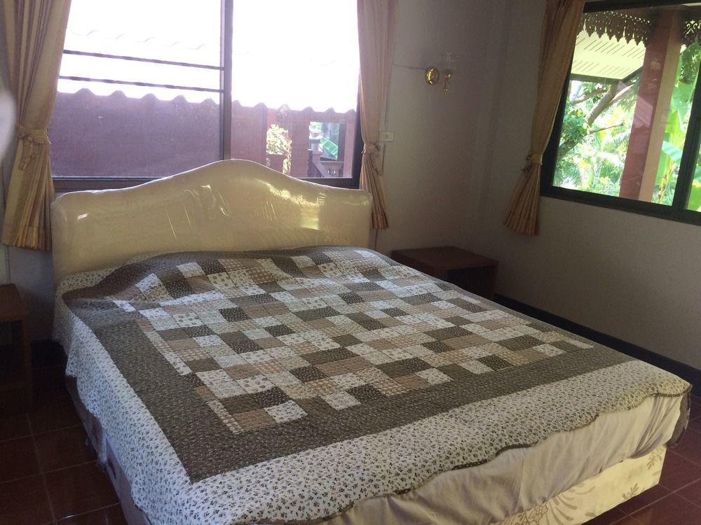Ban Suan Klang Muang Resort Mae Hong Son Exteriör bild